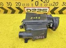 Корпус воздушного фильтра TOYOTA COROLLA FIELDER 2013 1770021200 NKE165G 1NZFXE, передний