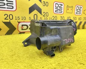 Корпус воздушного фильтра Toyota