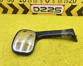 Зеркало с пятой двери Toyota