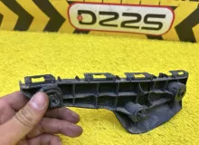 Крепление бампера TOYOTA COROLLA FIELDER 2013 5211612430 NKE165G 1NZFXE, переднее левое