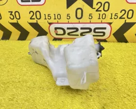 Бачок расширительный Mazda