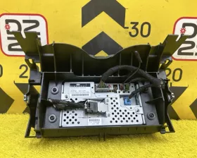 Магнитофон Land Rover