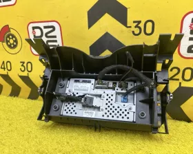 Магнитофон Land Rover