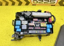 Блок предохранителей LEXUS CT200H 2012 8274176010 ZWA10 2ZRFXE, передний