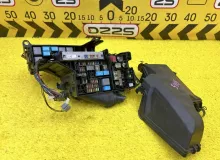 Блок предохранителей TOYOTA CROWN 2013 8266630C20 AWS210 2ARFSE, передний