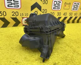 Корпус воздушного фильтра Toyota