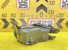 Блок предохранителей TOYOTA VANGUARD 2008 8274142010 ACA33W 2AZFE, передний