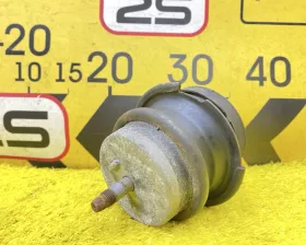Подушка двигателя Nissan