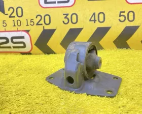 Подушка коробки передач Toyota