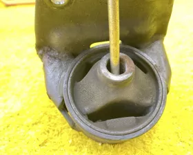 Подушка коробки передач Toyota
