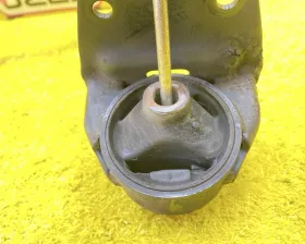 Подушка коробки передач Toyota