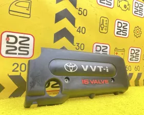 Пластиковая крышка на двс Toyota