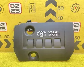 Пластиковая крышка на двс TOYOTA