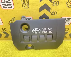 Пластиковая крышка на двс TOYOTA