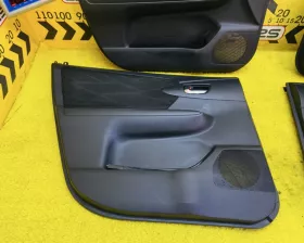 Обшивка дверей TOYOTA