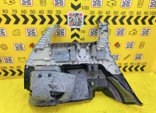 Обшивка багажника TOYOTA WISH 2012 6473068040 ZGE25W 2ZRFAE, задняя правая