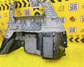 Обшивка багажника TOYOTA