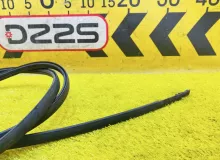 Молдинги на крыше TOYOTA WISH 2012 7555168020 ZGE25W 2ZRFAE, передние правые