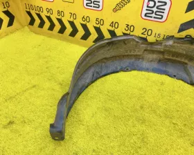 Подкрылок TOYOTA