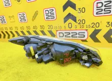 Фара TOYOTA WISH 2012 8118568100 ZGE25W 2ZRFAE, передняя левая
