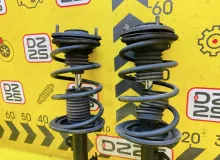 СТОЙКА ПАРА ЛЕВАЯ И ПРАВАЯ TOYOTA WISH 2012 4851069635 ZGE25W 2ZRFAE, передняя