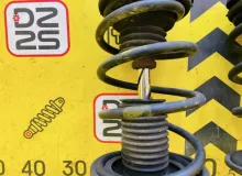 СТОЙКА ПАРА ЛЕВАЯ И ПРАВАЯ TOYOTA WISH 2012 4851069635 ZGE25W 2ZRFAE, передняя