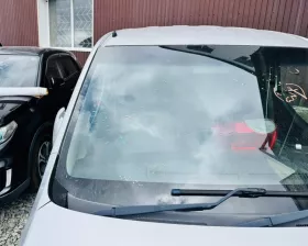 Лобовое стекло NISSAN