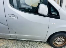 Дверь боковая NISSAN NV200 2009 H010MJX0MA M20 HR16DE, передняя правая