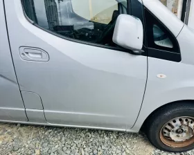 Дверь боковая Nissan
