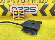 Крепление запасного колеса TOYOTA WISH 2012 5190068010 ZGE25W 2ZRFAE, заднее