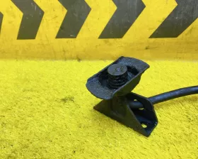 Крепление запасного колеса TOYOTA