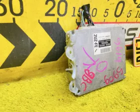 Блок управления двс Toyota