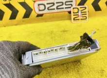 Блок управления двс TOYOTA LAND CRUISER 1999 8966160630 UZJ100W 2UZFE, передний