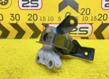 Подушка двигателя TOYOTA WISH 2012 1230537110 ZGE25W 2ZRFAE, передняя правая
