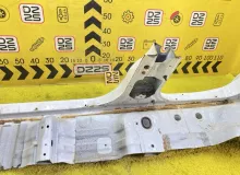 Порог кузова TOYOTA LAND CRUISER 2003 6131160120 UZJ100W 2UZFE, правый
