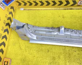 Порог кузова TOYOTA