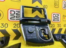 Консоль магнитофона TOYOTA WISH 2012 5542068140 ZGE25W 2ZRFAE, передний