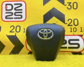 Подушка безопасности водителя Toyota