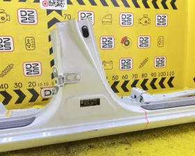 Порог кузова Toyota