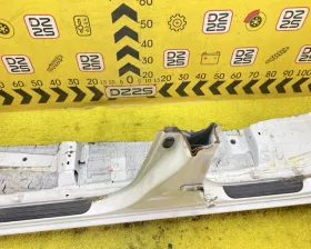 Порог кузова Toyota