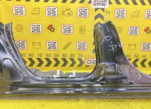 Порог кузова TOYOTA TUNDRA 2007/Цвет 202 614110C060 USK51L 3URFE, правый