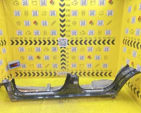 Порог кузова Toyota