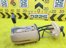 Топливный насос TOYOTA HIACE 2009 7702426010 TRH226K 2TRFE, задний