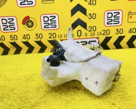 Бачок стеклоомывателя Toyota
