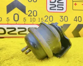 Подушка двигателя Suzuki