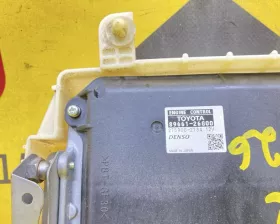 Блок управления двс Toyota