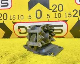 Подушка коробки передач Toyota