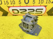 Подушка коробки передач TOYOTA HIACE 2012 1238030020 KDH206V 1KDFTV, задняя