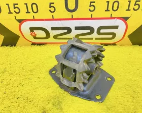 Подушка коробки передач Toyota