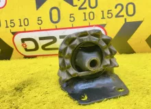 Подушка коробки передач TOYOTA HIACE 2012 1238030020 KDH206V 1KDFTV, задняя